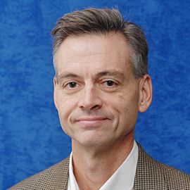Robert Wright Headshot