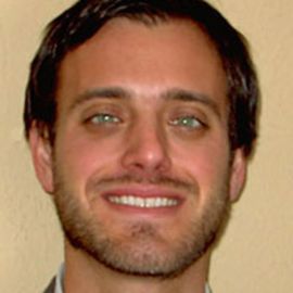Steven Dewart Headshot