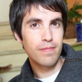 Peter Rojas Headshot