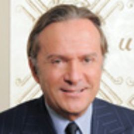 Umberto Angeloni Headshot