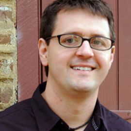 Shawn Wood Headshot
