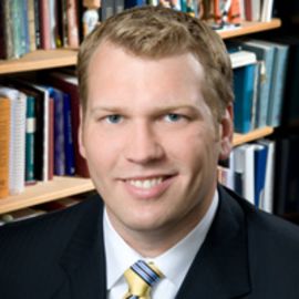 Chris Nowinski Headshot