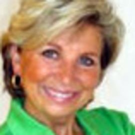 Susan Sweeney Headshot