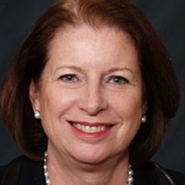 Linda Sharkey Headshot