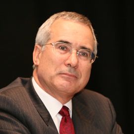 Nicholas Stern Headshot