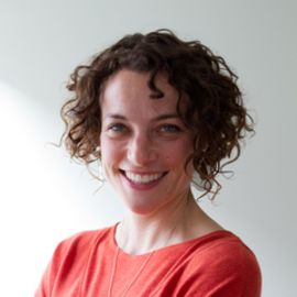 Sara Kate Gillingham Headshot