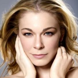 LeAnn Rimes Headshot