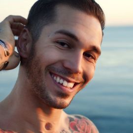 Alex Minsky Headshot
