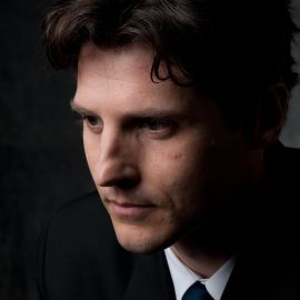 Steven Fischer Headshot