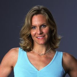 Jenny Thompson Headshot