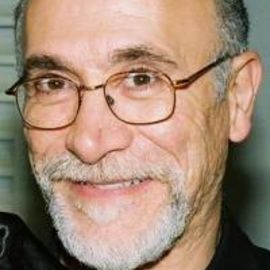 Tony Amendola Headshot
