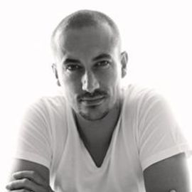 Zoltan Tombor Headshot