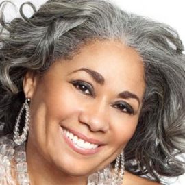 Dyana Williams Headshot