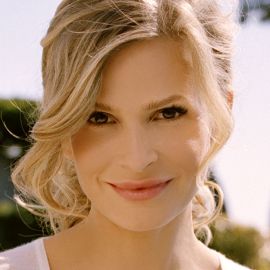 Kyra Sedgwick Headshot