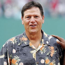 Carlton Fisk Headshot
