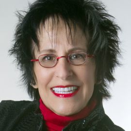 Jana Flaig Headshot