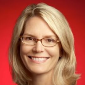 Karen May Headshot