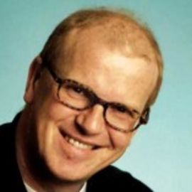 Charles Leadbeater Headshot