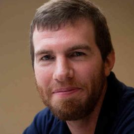 Kristofer Helgen Headshot