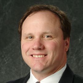 Curt Tueffert Headshot
