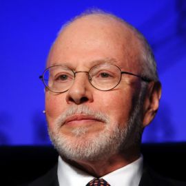 Paul Singer Headshot
