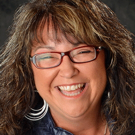 Pam Ivey Headshot