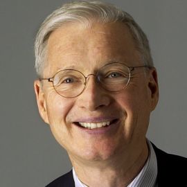 Brook Manville Headshot