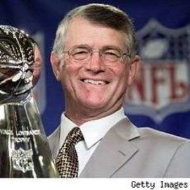 Dan Reeves Headshot