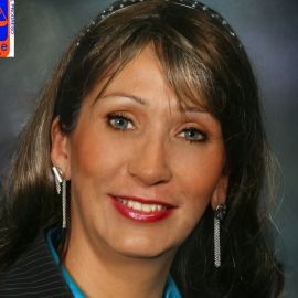 Caro Salazar Headshot