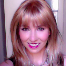 Lisa Winning Headshot