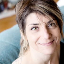 Ellen Forney Headshot