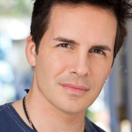 Hal Sparks Headshot