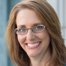Katrina Ayres Headshot
