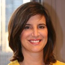 Kim Azzarelli Headshot