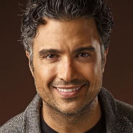 Jaime Camil Headshot