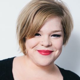 Jes Baker Headshot