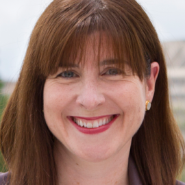Amy Dacey Headshot