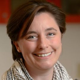 Katie Hinde Headshot