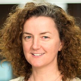 Laura Fitton Headshot
