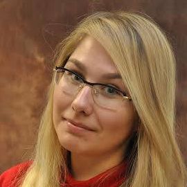 Melissa Miller Headshot
