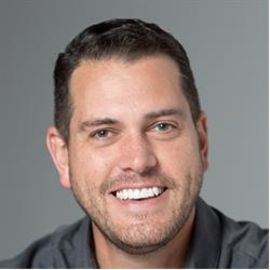 Chris DallaVilla Headshot