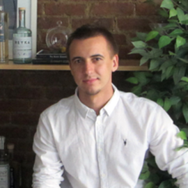 Maxim Razmakhin Headshot