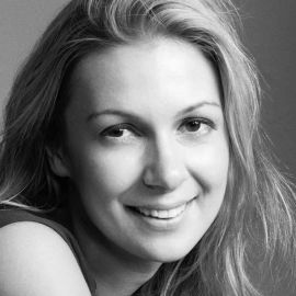 Lucy Alibar Headshot
