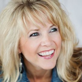 Susie Larson Headshot