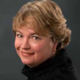 Celeste Kinginger Headshot