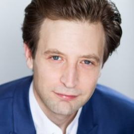 Alex Kenjeev Headshot