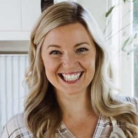 Damaris Phillips Headshot