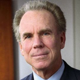 Roger Staubach Headshot