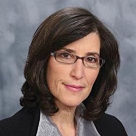 Cindy Spitzer Headshot