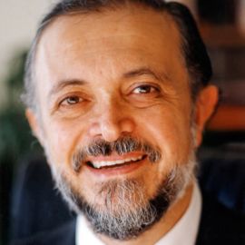 Mario J. Molina Headshot